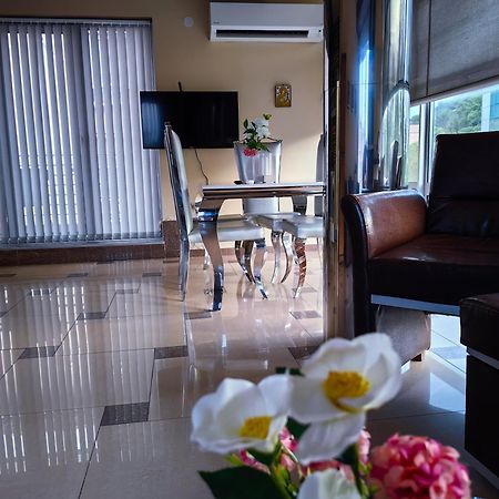 The View Apartment 플로브디프 외부 사진